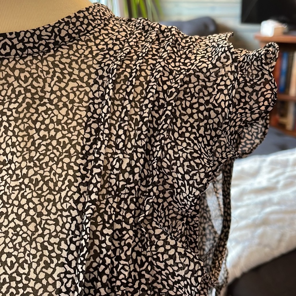 Express Ruffled Dress - Picture 6 of 8